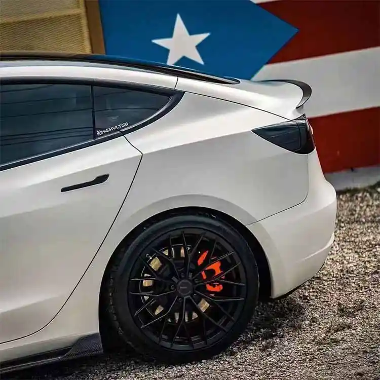 Aftermarket Model 3 Carbon Fiber Spoiler for Tesla 2019-2022 (4)