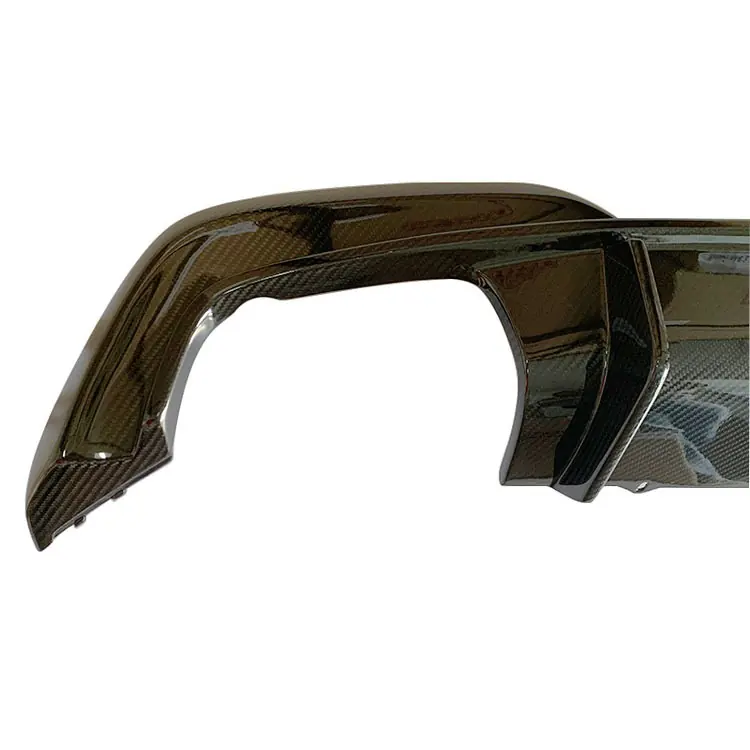 G20 rear diffuser dry carbon side and exhaust opening detail